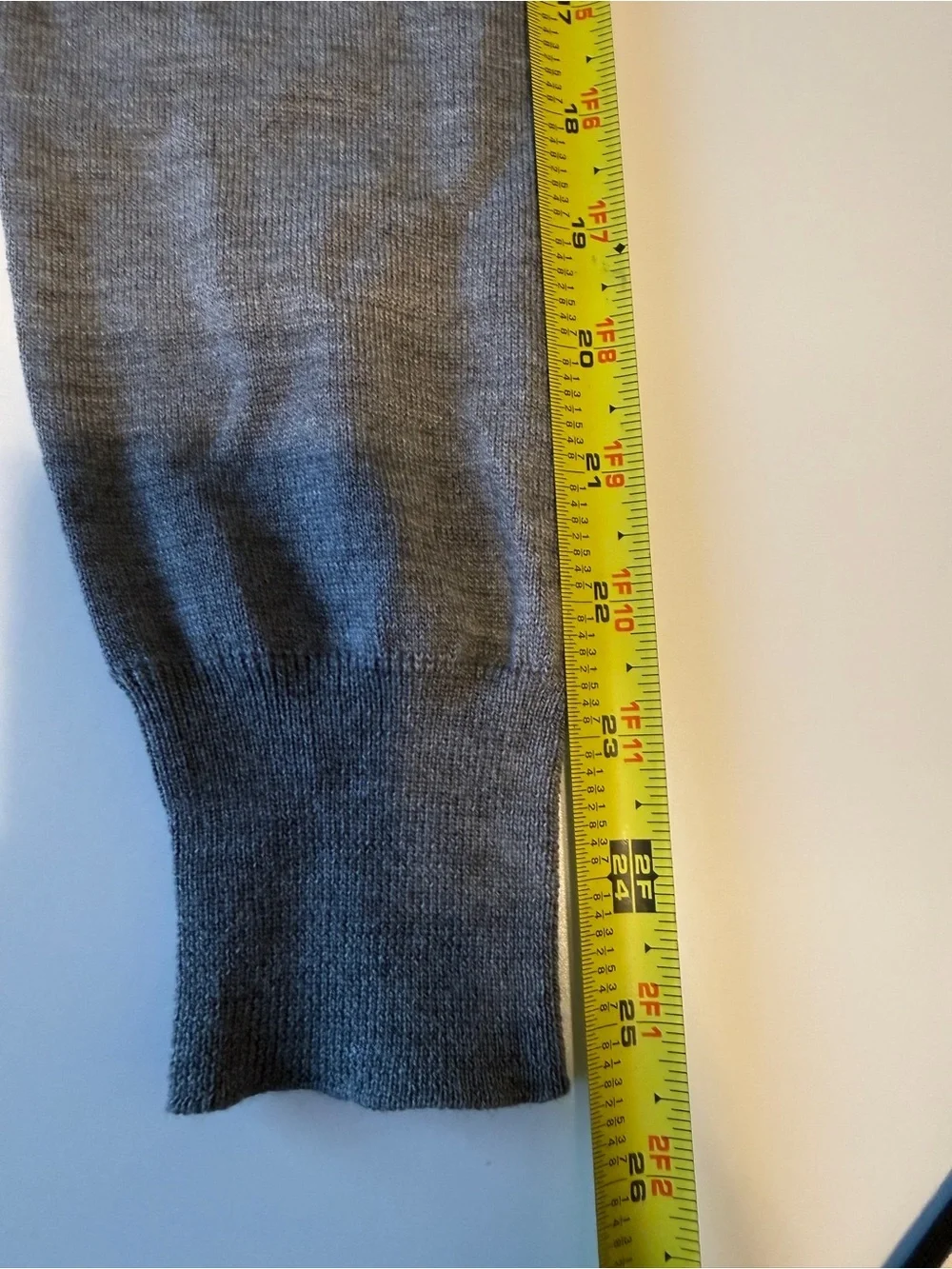 Men's Boss Gray Crewneck Wool Blend Small Sweater